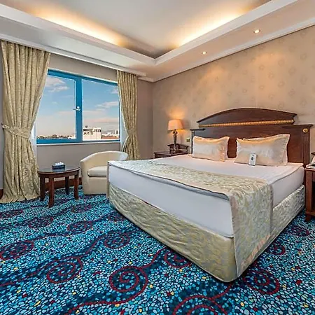 Merit & Casino Hotel 5*