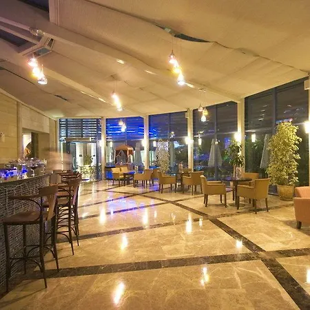 酒店 梅里特乐夫科萨酒店 5*