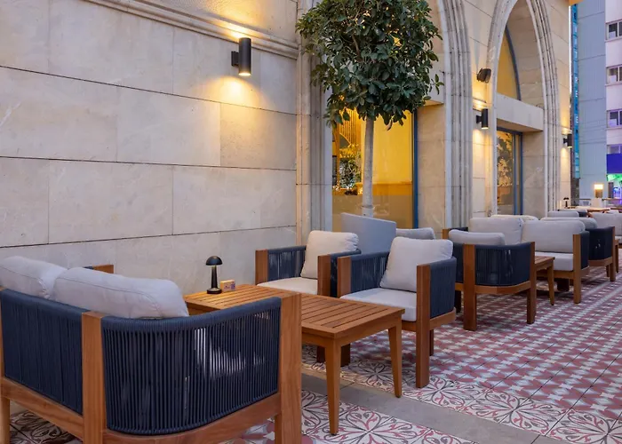 ホテル Merit & Casino