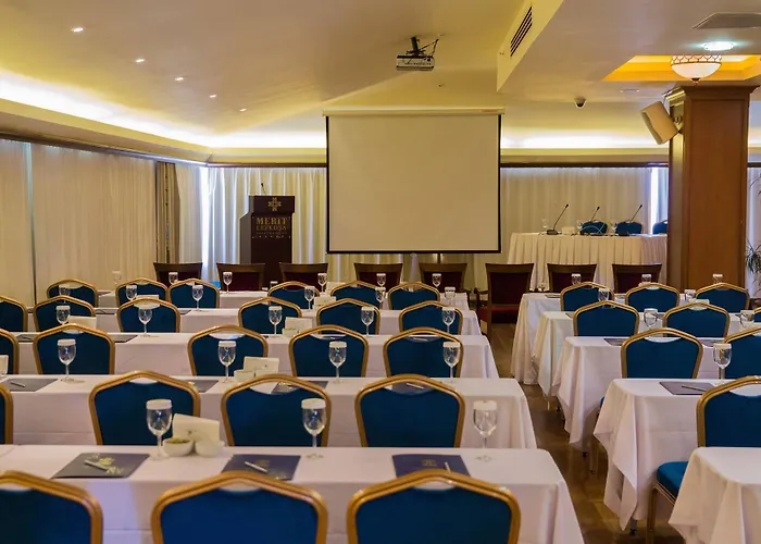 Merit & Casino 5* Nikósie