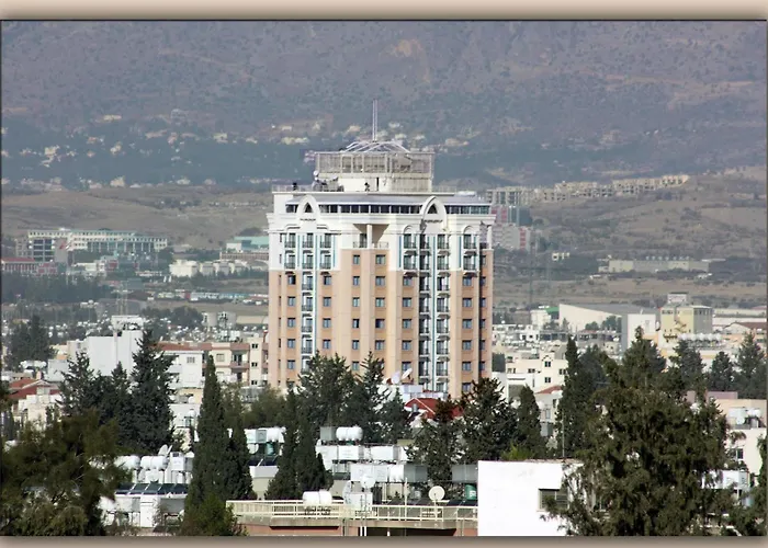 Merit & Casino 5* ニコシア